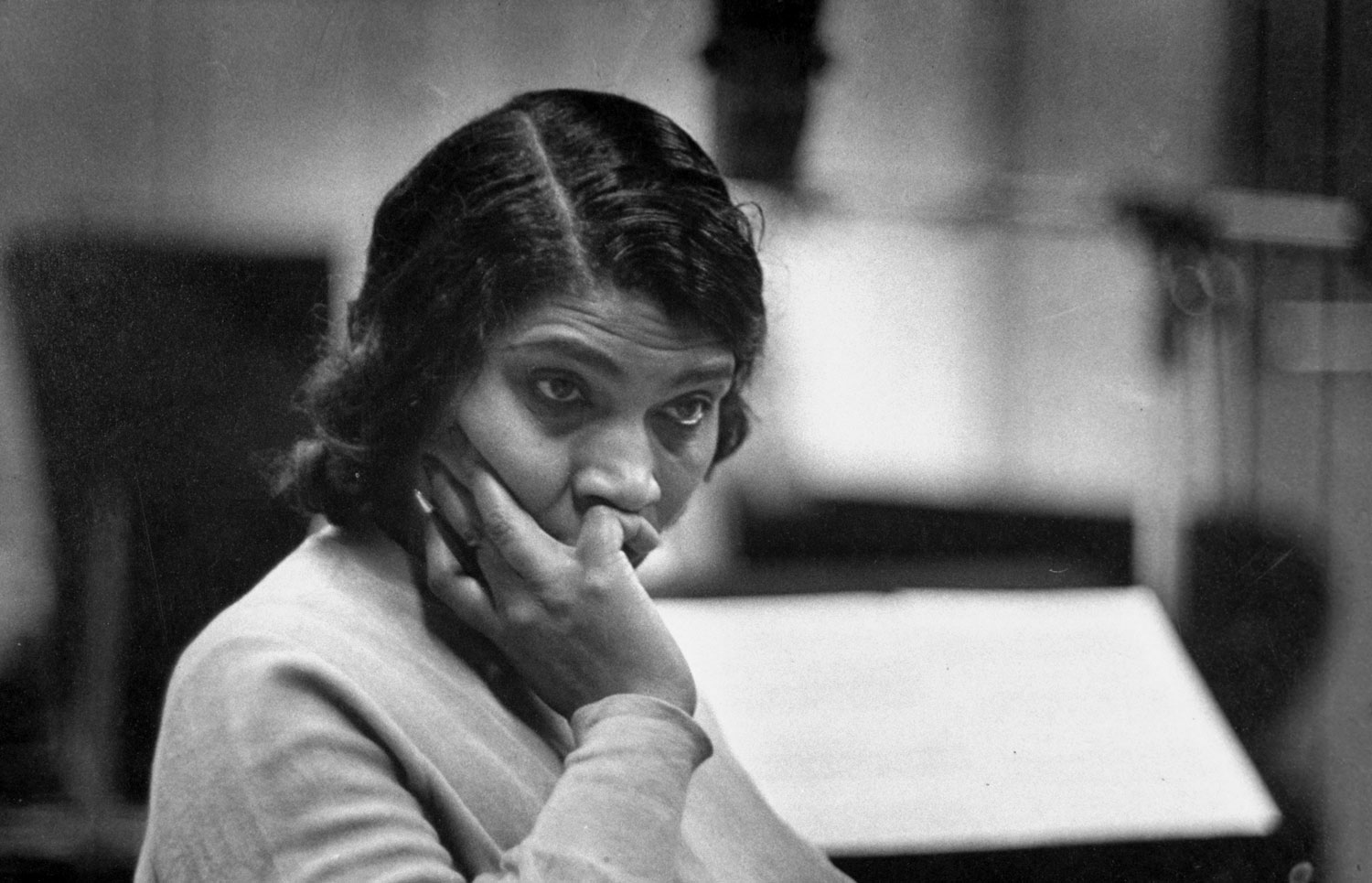 MARIAN ANDERSON AND THE DAR CONTROVERSY
